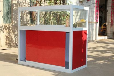 選對(duì)展柜，讓文化用品業(yè)績(jī)翻倍 陳列的藝術(shù)與商業(yè)智慧